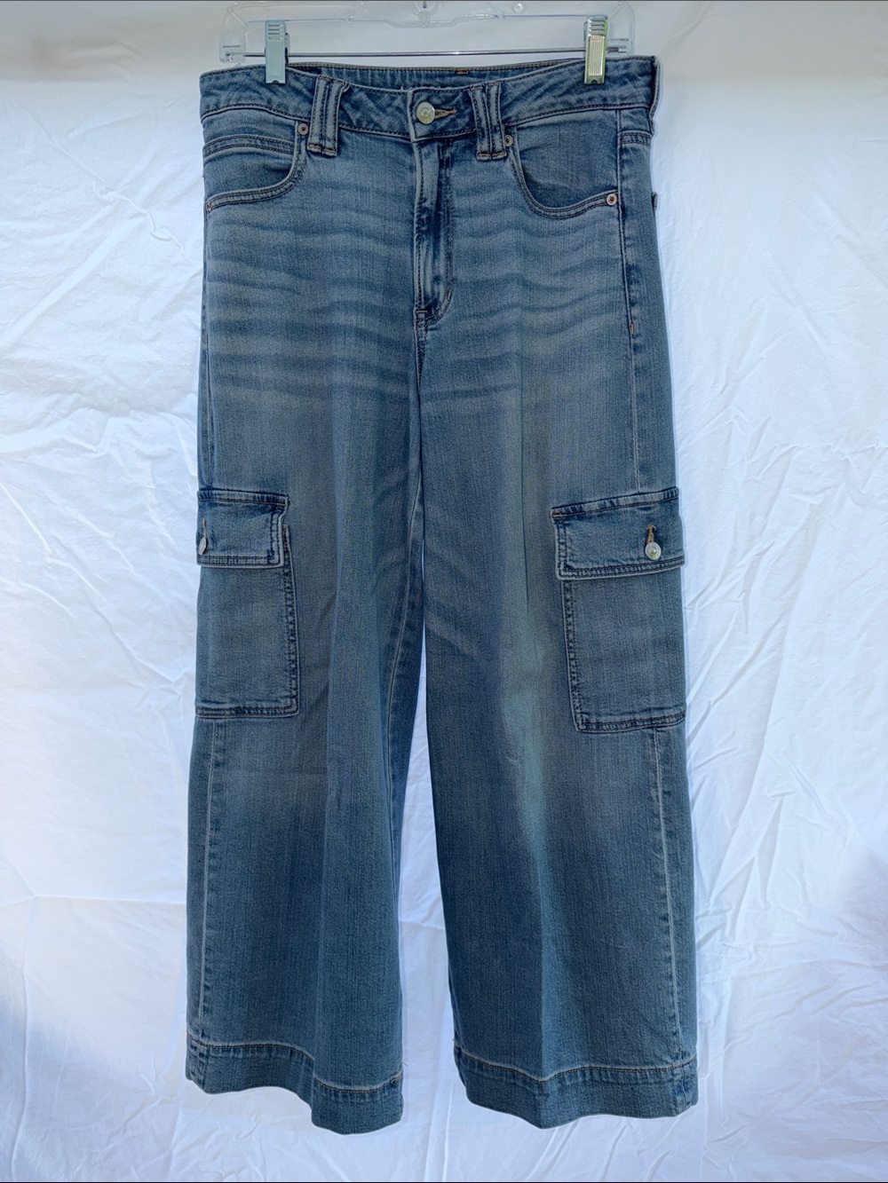 American Eagle Outfitters Women’s Super High-Rise Baggy Wide Leg Jeans size 6